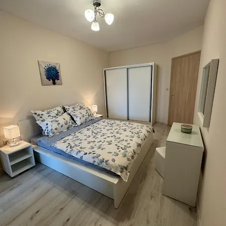 South Bay Lejlighed Varna